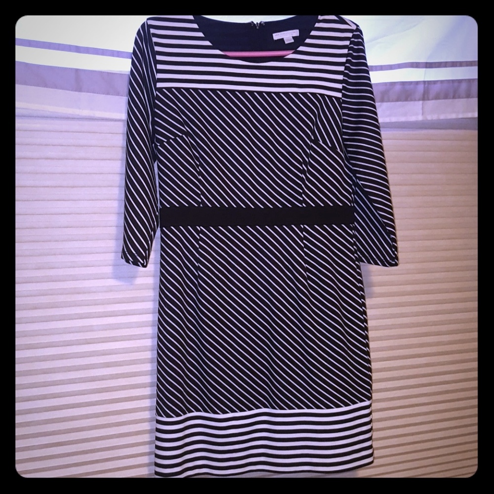 Striped 3/4 sleeve Dress
